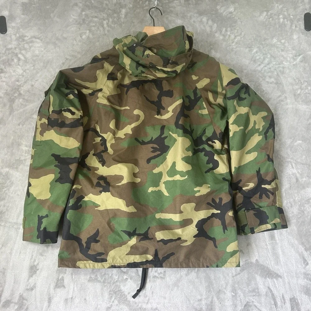 Vintage Tennier Industries Coat Mens Medium Green Camo Hooded Parka USA Military
